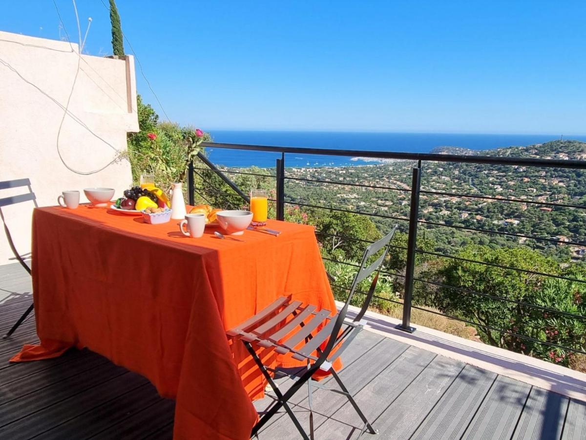 Holiday Home Les Terrasses De L'Eau Blanche-4 By Interhome Cavalaire-sur-Mer Luaran gambar
