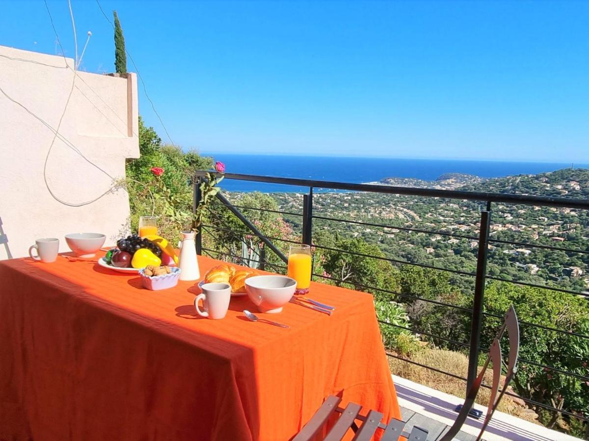 Holiday Home Les Terrasses De L'Eau Blanche-4 By Interhome Cavalaire-sur-Mer Luaran gambar