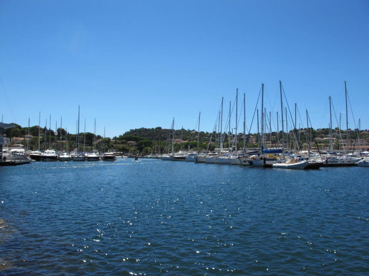 Holiday Home Les Terrasses De L'Eau Blanche-4 By Interhome Cavalaire-sur-Mer Luaran gambar